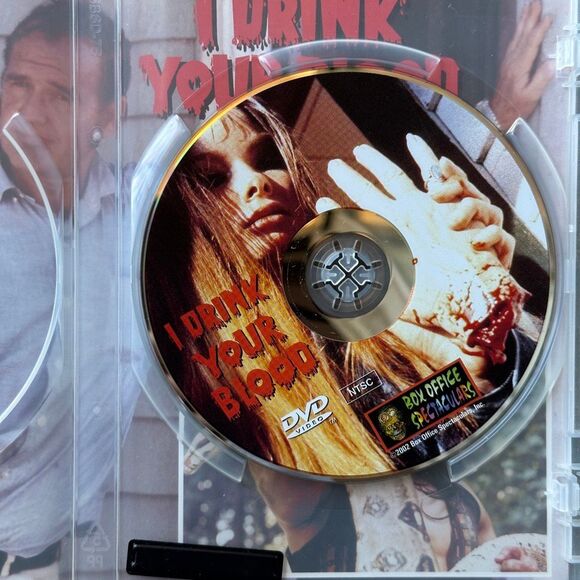 I Drink Your Blood DVD (2002 Grindhouse) – Deluxe Uncensored Director’s Cut - Picture 4 of 4